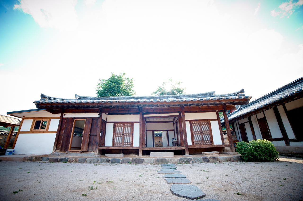 Seoakseowon Hotel คยองจู ภายนอก รูปภาพ
