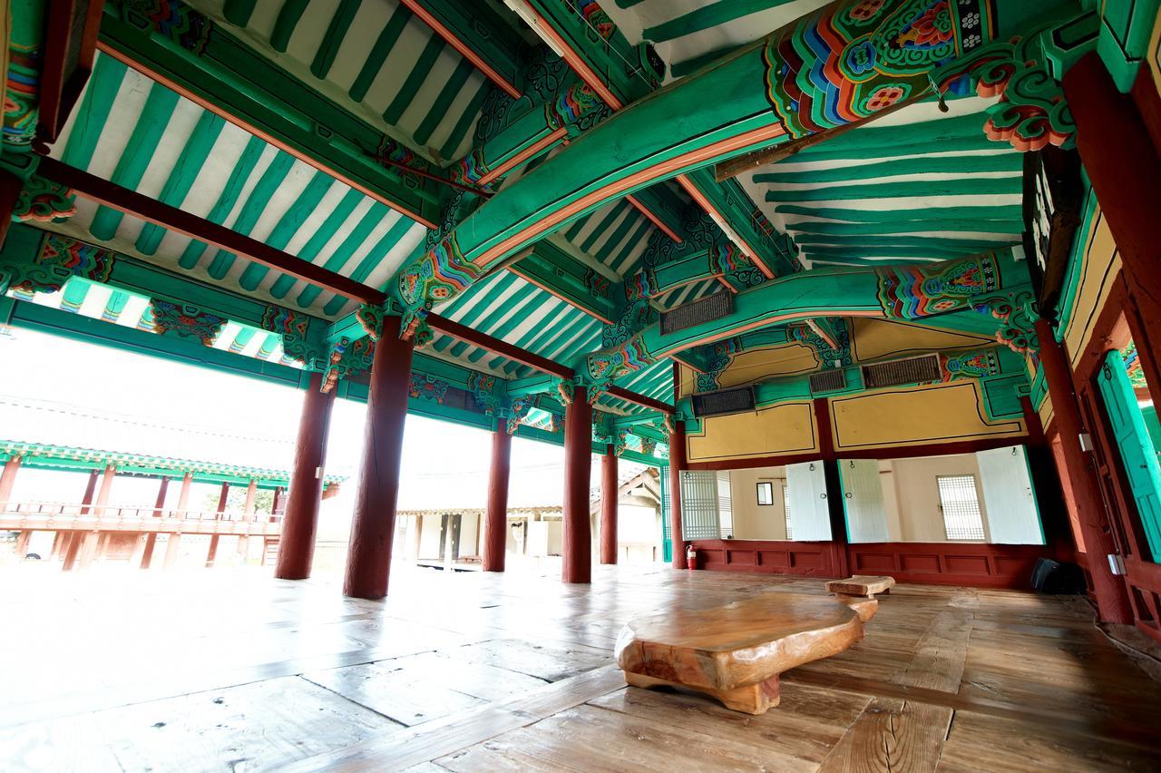 Seoakseowon Hotel คยองจู ภายนอก รูปภาพ